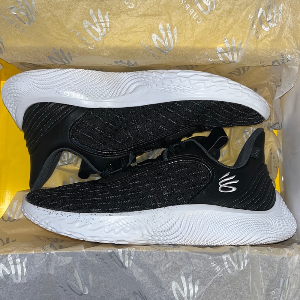 team curry 9 size 14